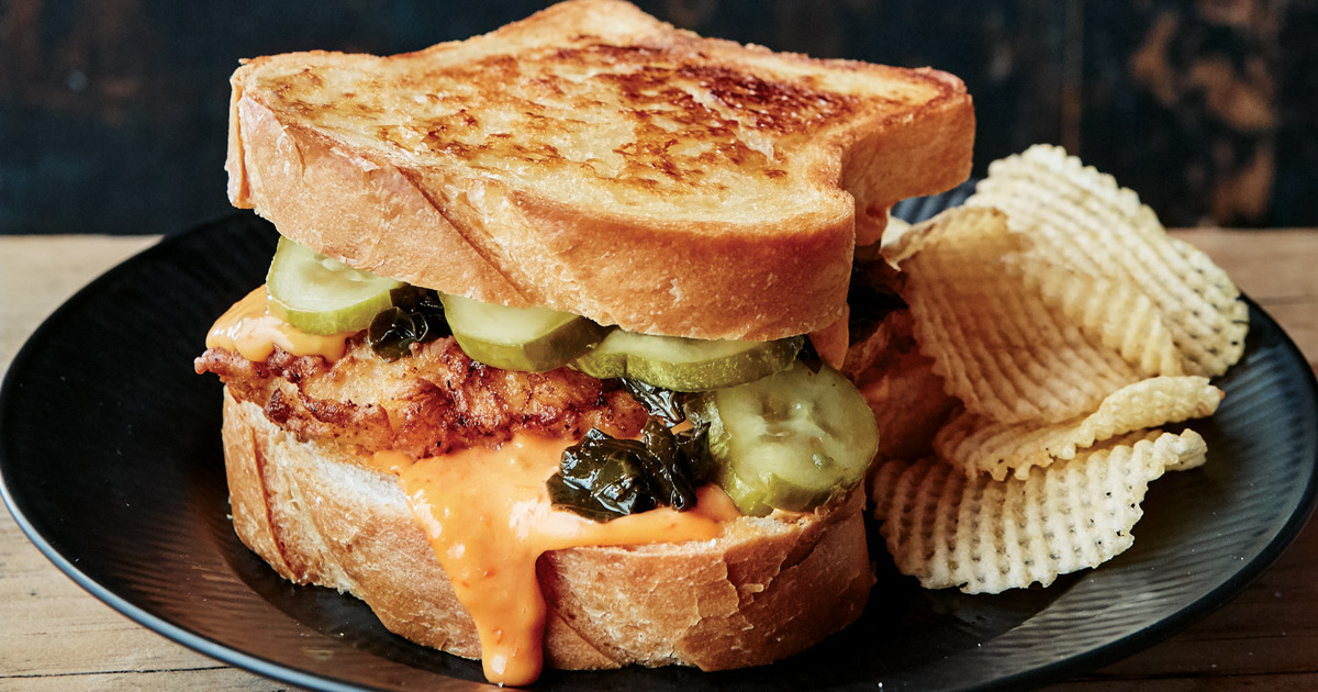 Grilled Pimento Cheese Sandwiches – The Newlywed Chefs