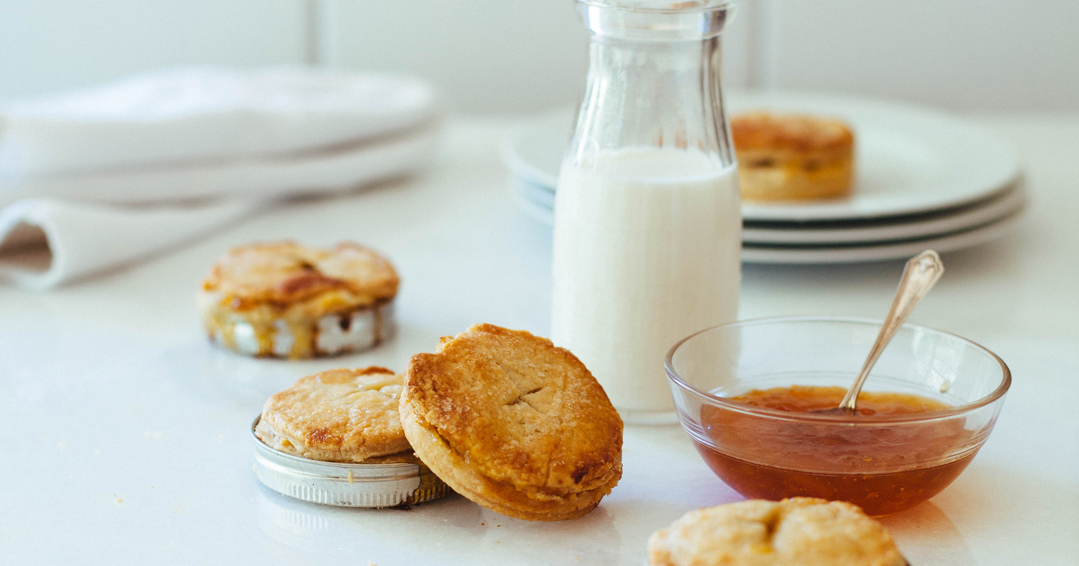 Little Pies with Big Flavor: Apricot Pies in Mason Jar Lids – Garden & Gun