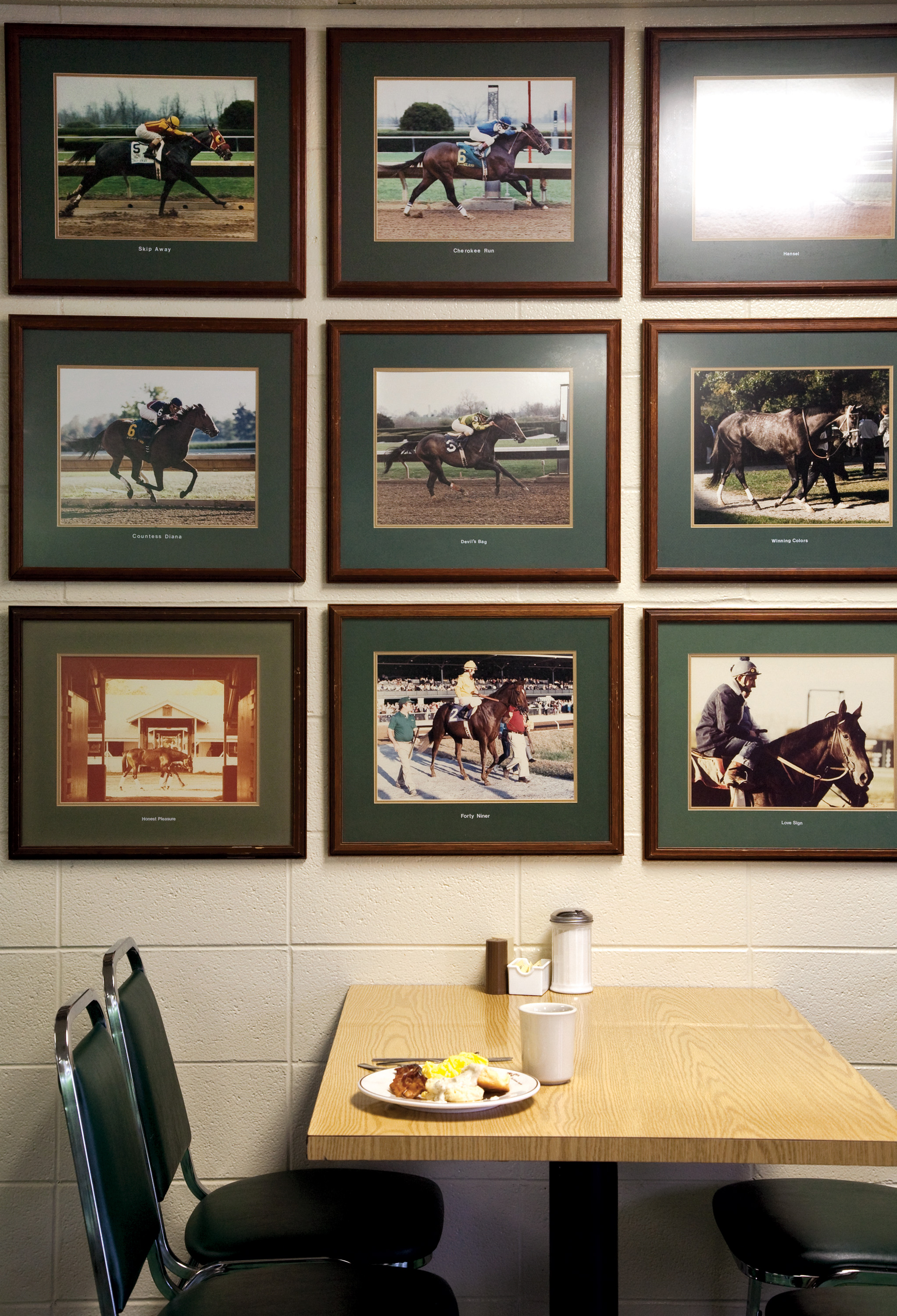 Horsing Around Lexington – Garden & Gun