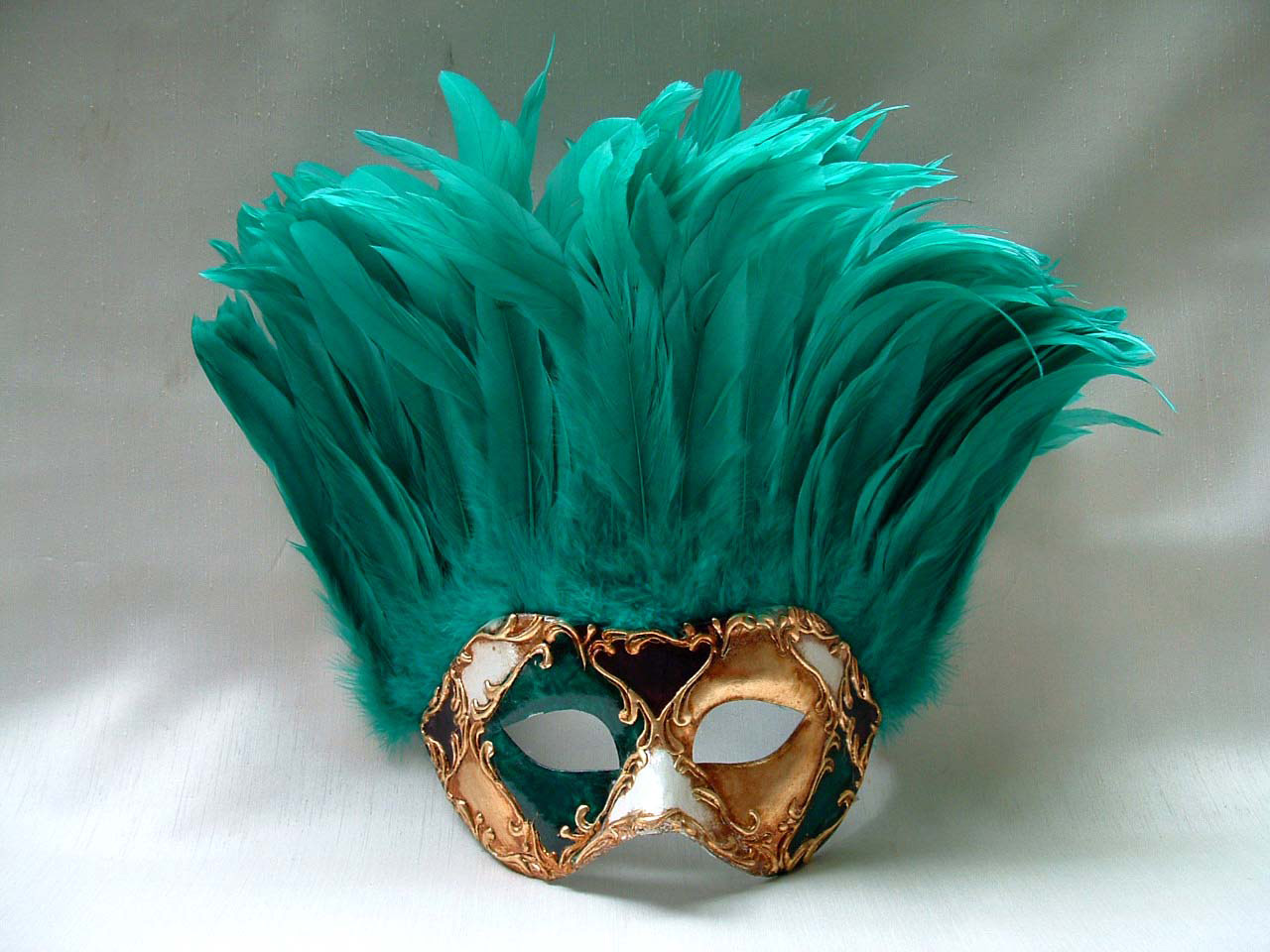 Mardi Gras's Master Mask Maker Garden & Gun