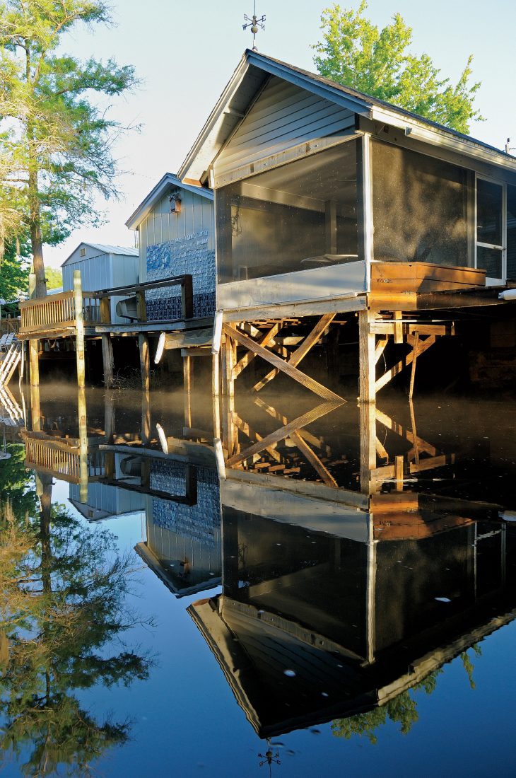 Waterfront cabins on Blue Cypress Lake near Middleton's Fish Camp