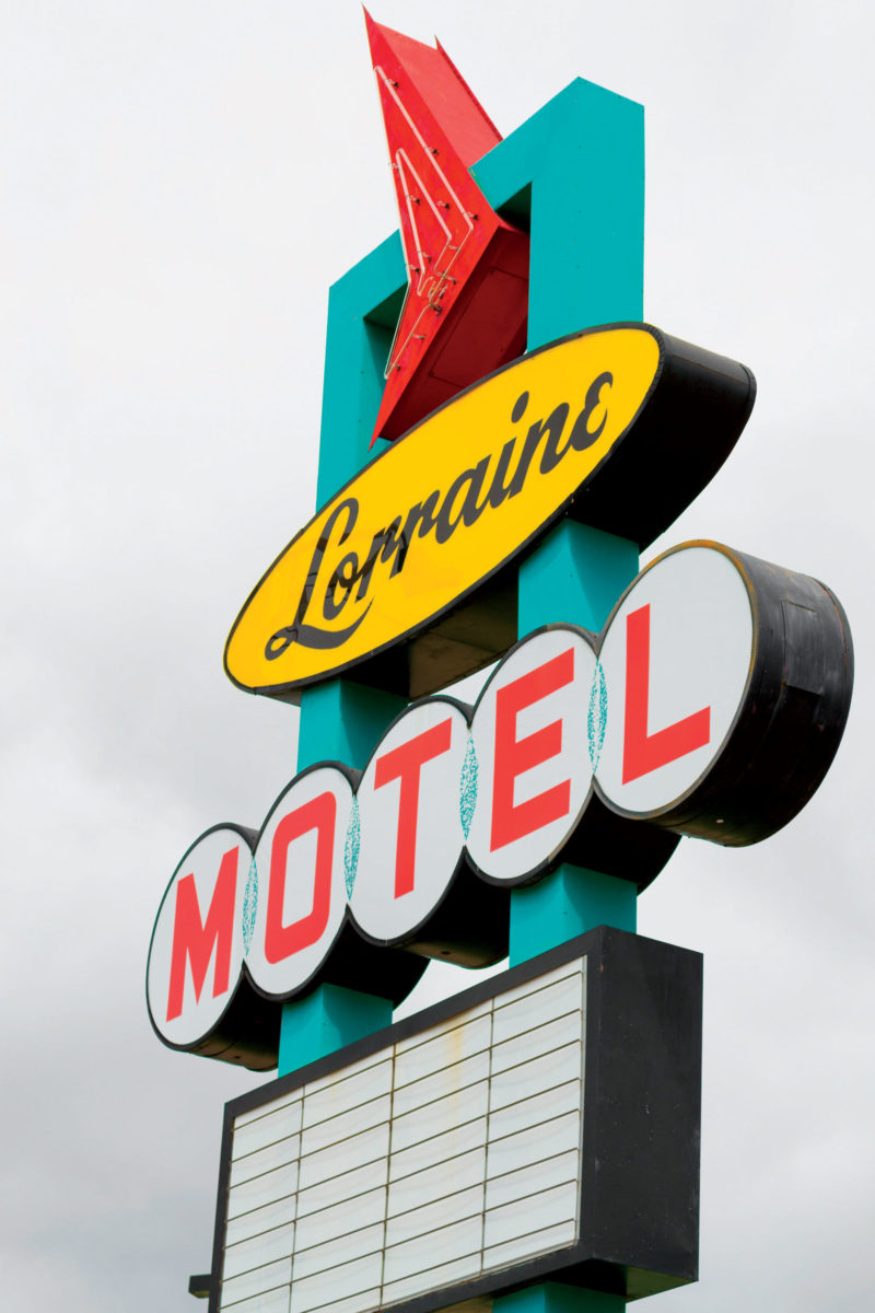 Hampton Sides on Visiting the Lorraine Motel – Garden & Gun