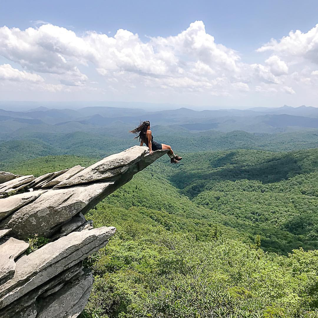 Stunning Locations in The Blue Ridge Mountains to Call Home - The Cliffs