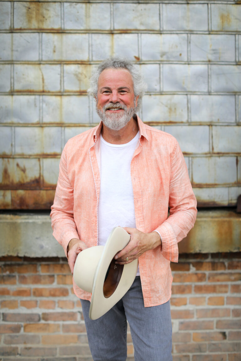 Song Premiere Listen to the Title Track from Robert Earl Keen’s