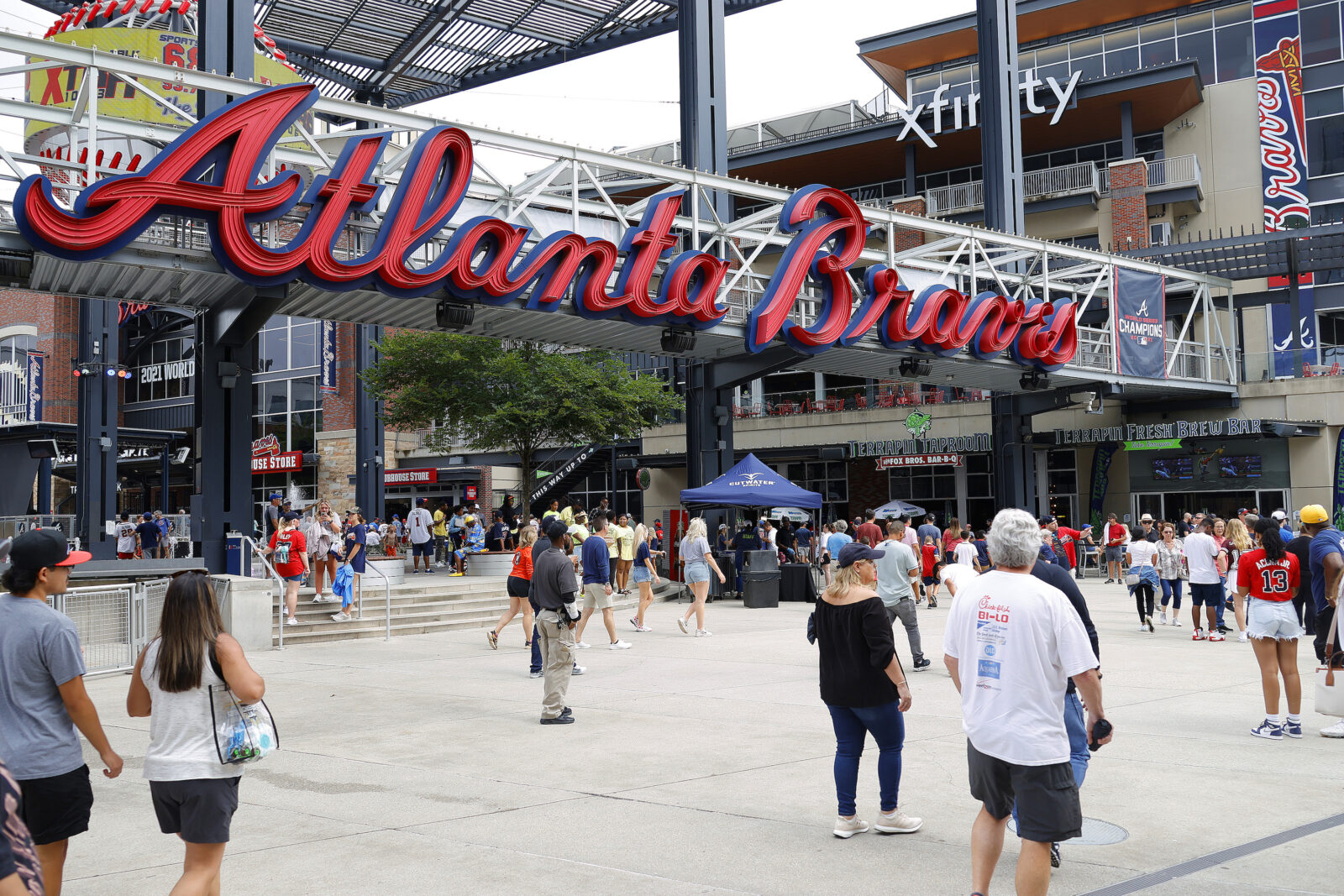 For Braves Fanatics a Weekend Guide to Atlanta Garden Gun