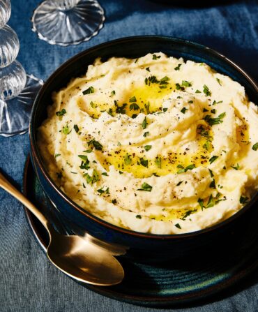 A pan of mashed potatoes