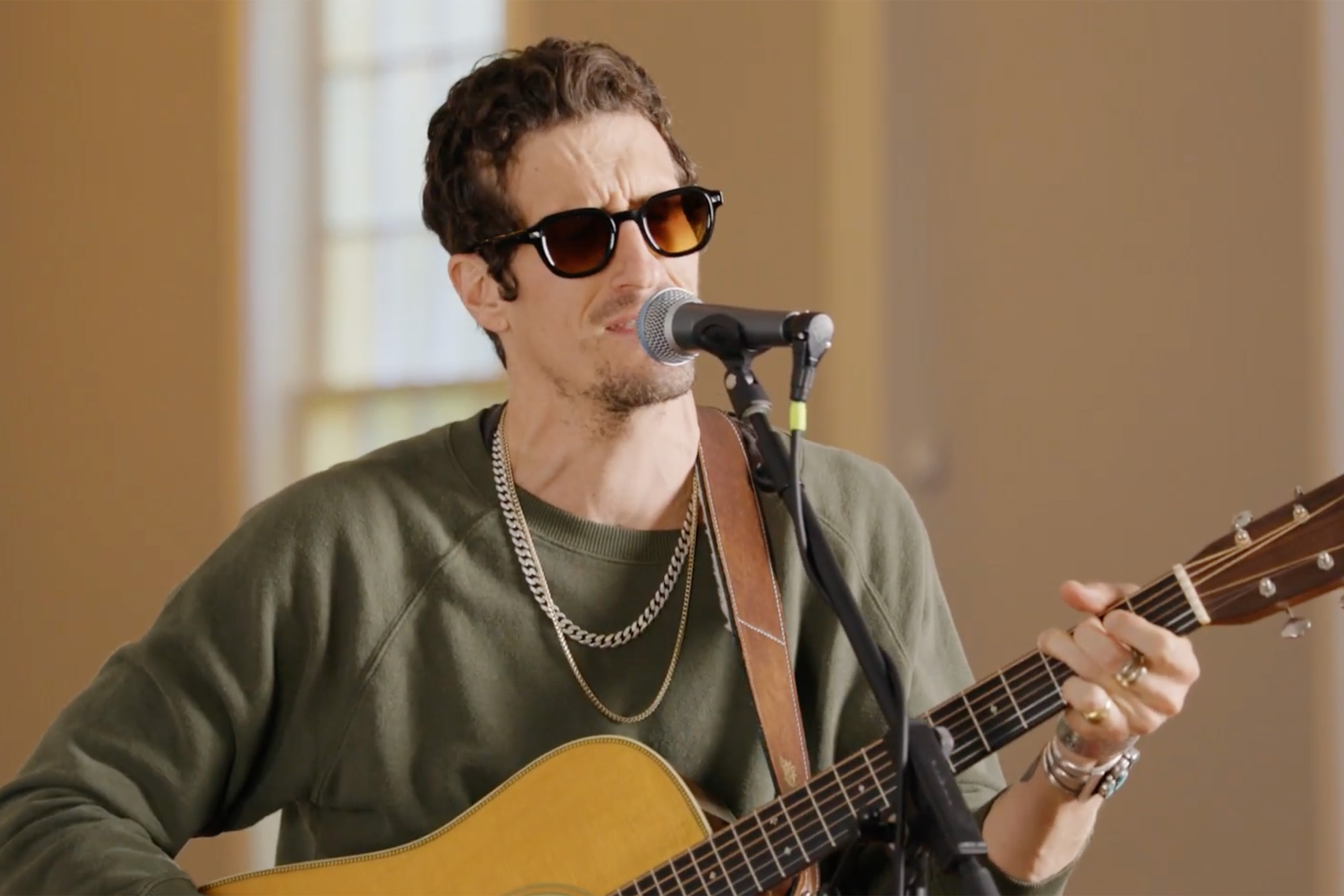 Back Porch Session: David Shaw – Garden & Gun