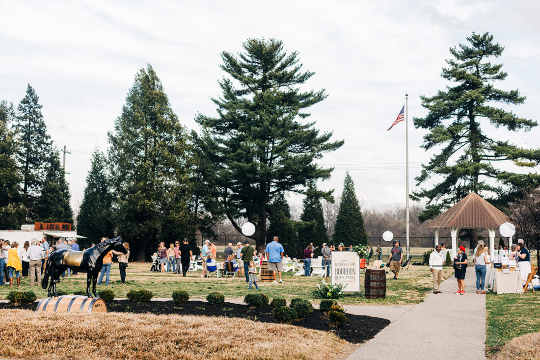 Cheers to a quintessential Kentucky experience!