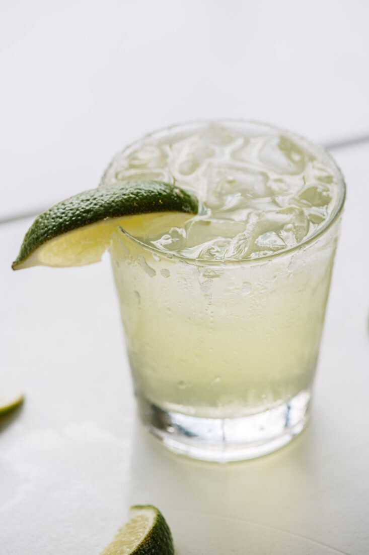 A margarita in a glass