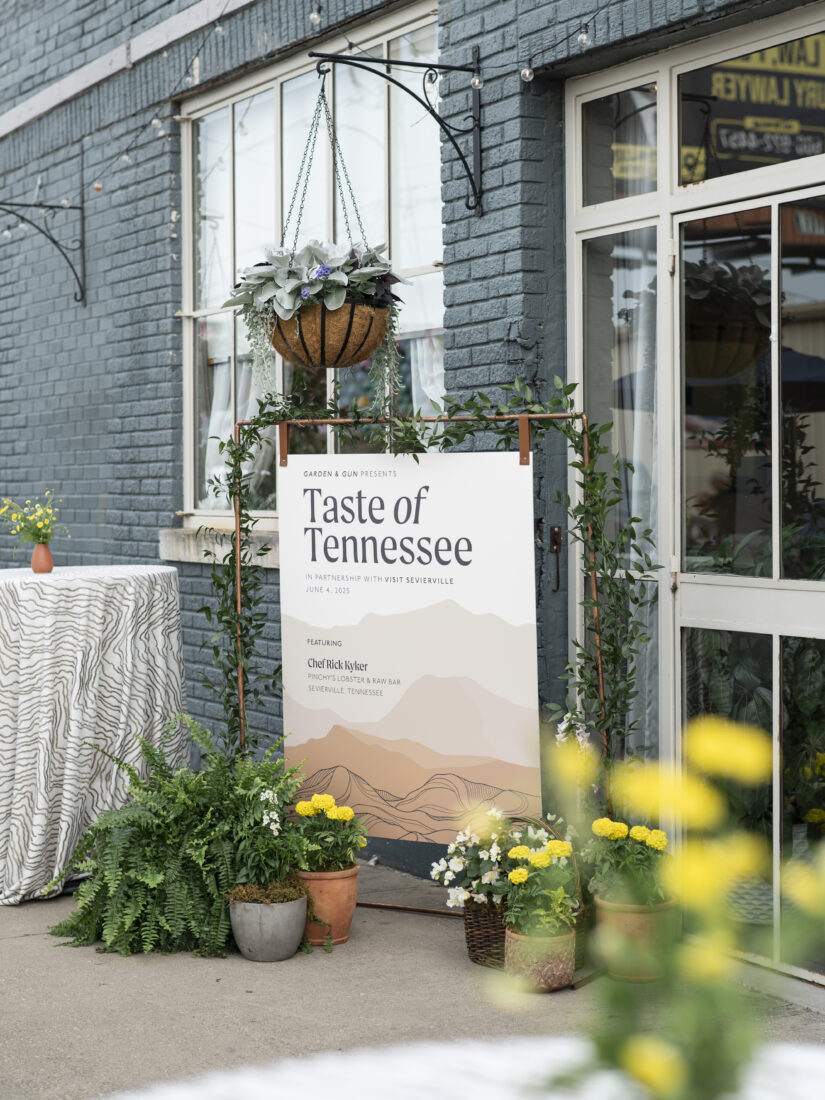 Guests are welcomed to the fourth annual Taste of Tennessee with a cocktail hour and seated dinner at Epping’s on Eastside in downtown Lexington, Kentucky.