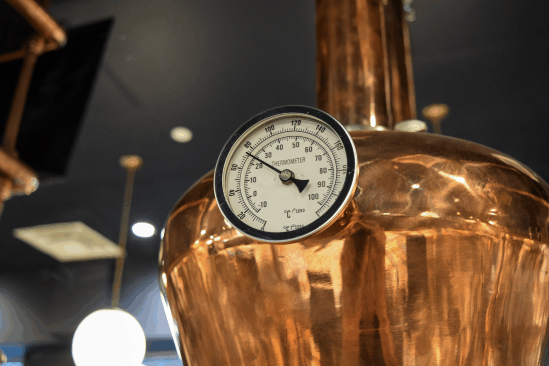 ASW distillery miniature copper pot still