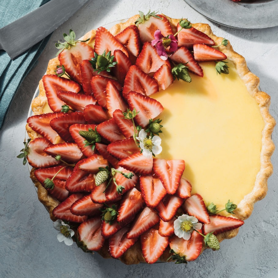 strawberry-lemon custard pie with fresh strawberries