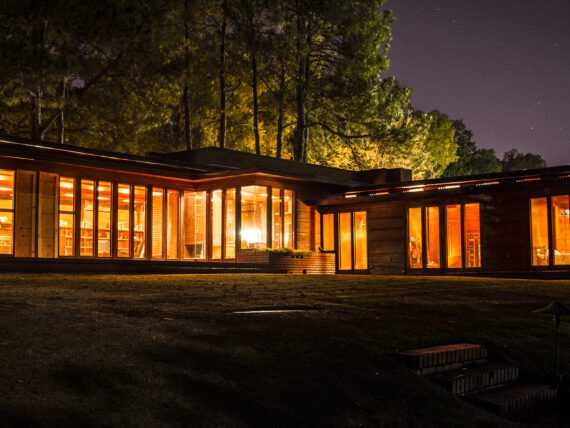Rosenbaum House at night