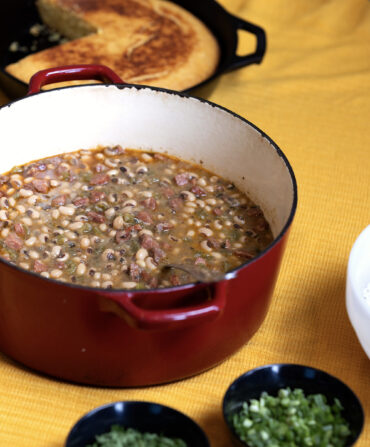 A pot of black-eyed peas.
