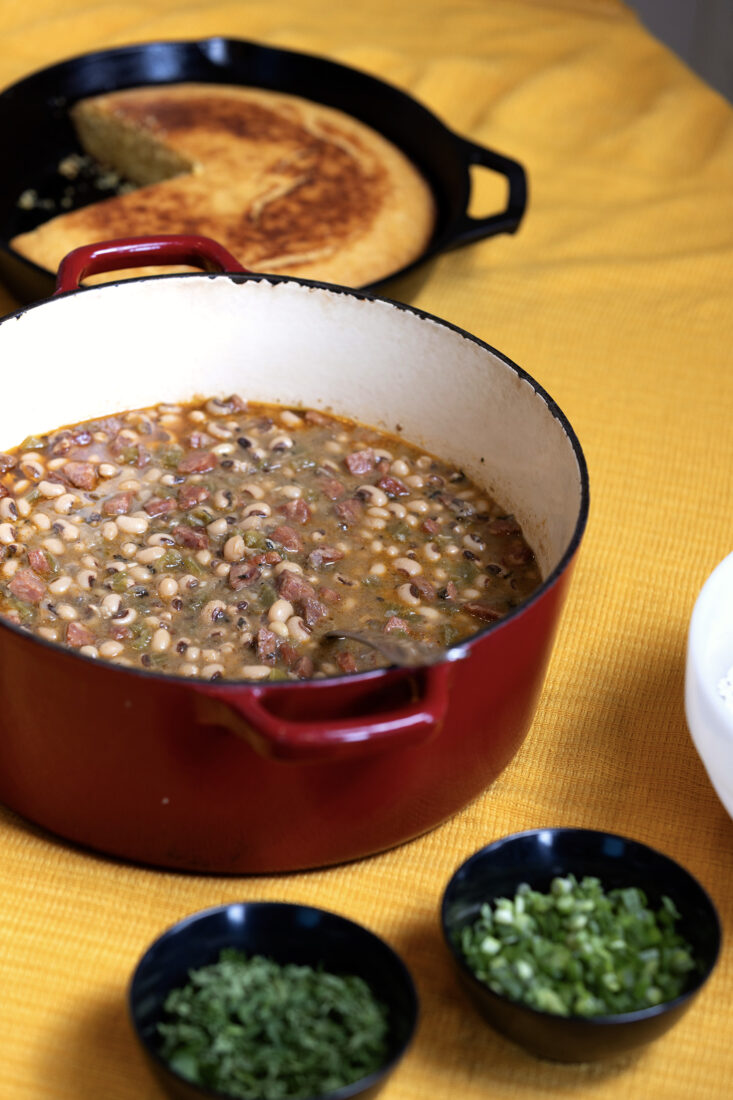 A pot of black-eyed peas.
