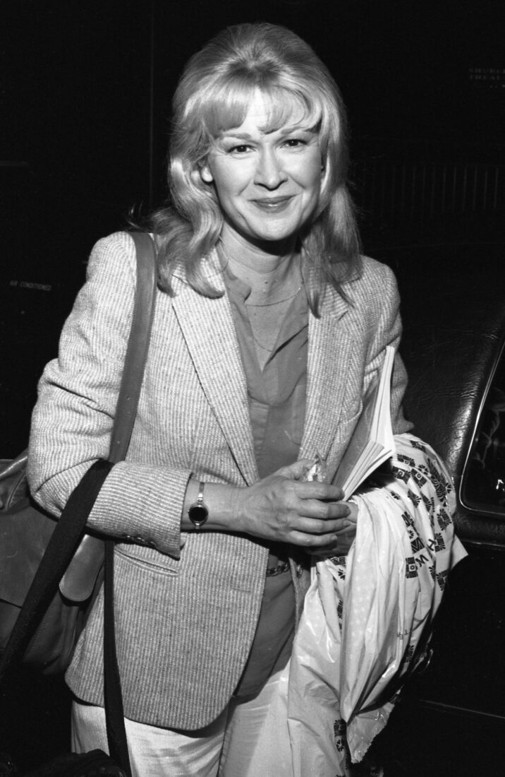 A portrait of a woman