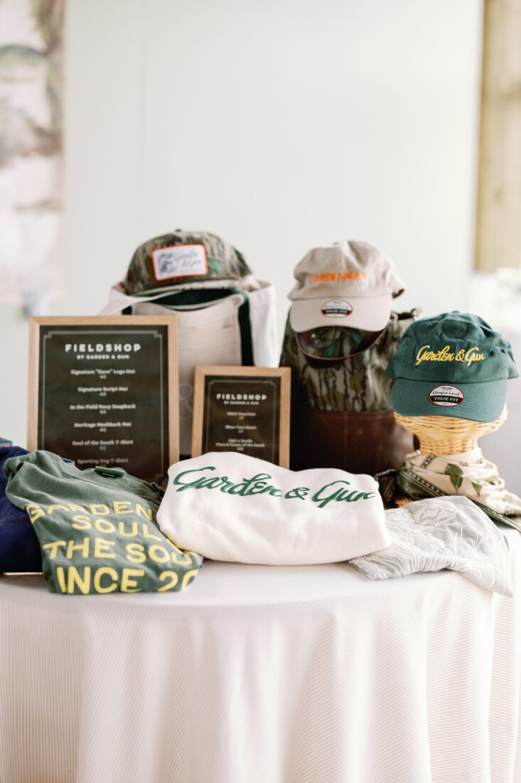 Signature merchandise by Fieldshop by G&G.