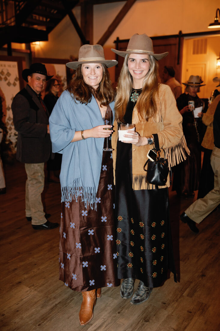  Tanner Bates and Sara Chakeris.