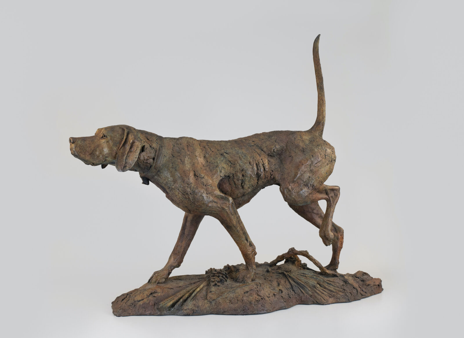 A sculpture of a dog