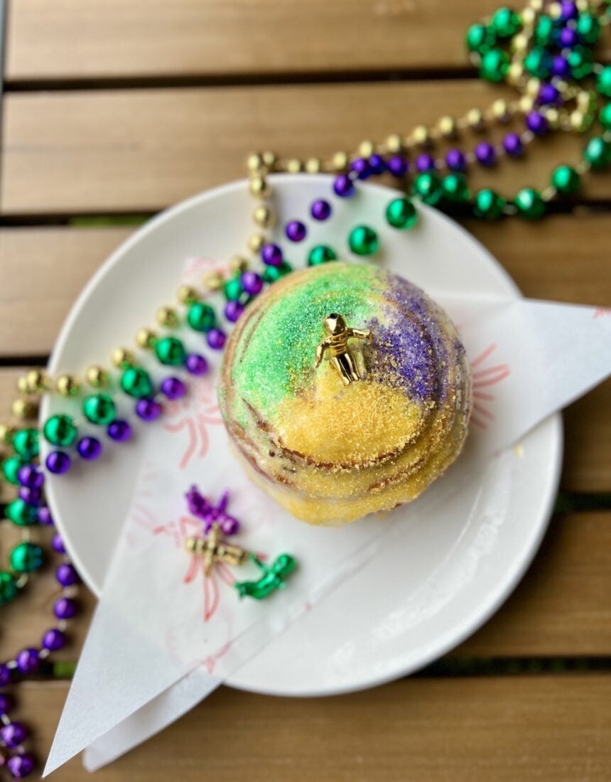 A king cake cinnamon roll