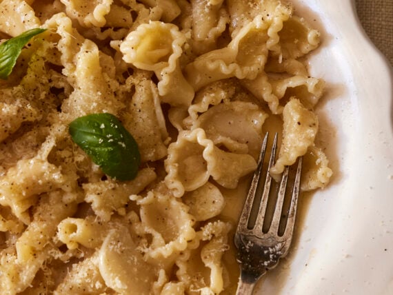 Buttered noodles in a dish