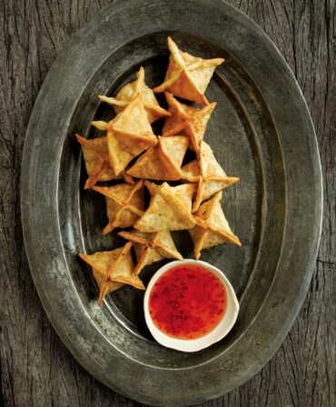 Pimento cheese wontons