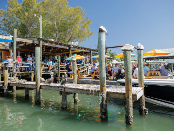 A dock with a restaurant
