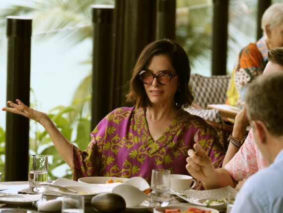 White Lotus’s Victoria Ratliff, played by Parker Posey, wears a patterned caftan from Susan Dumas.