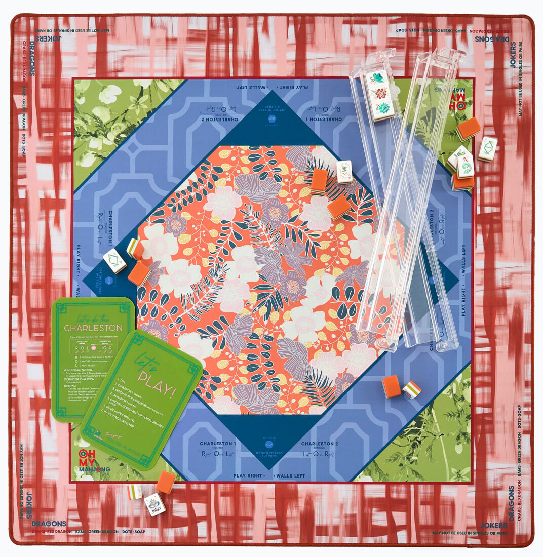 A mahjong set
