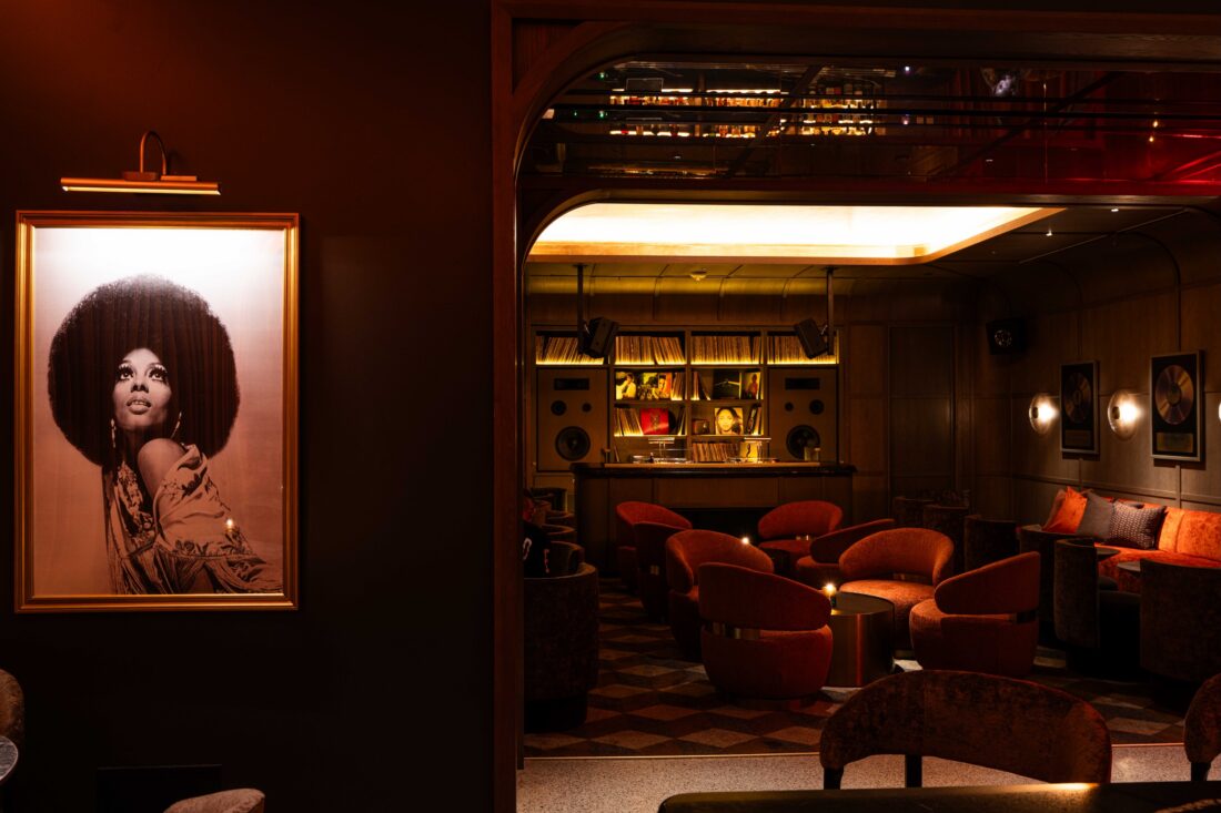 image of a dimly lit lounge