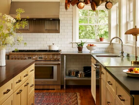 image of a kitchen