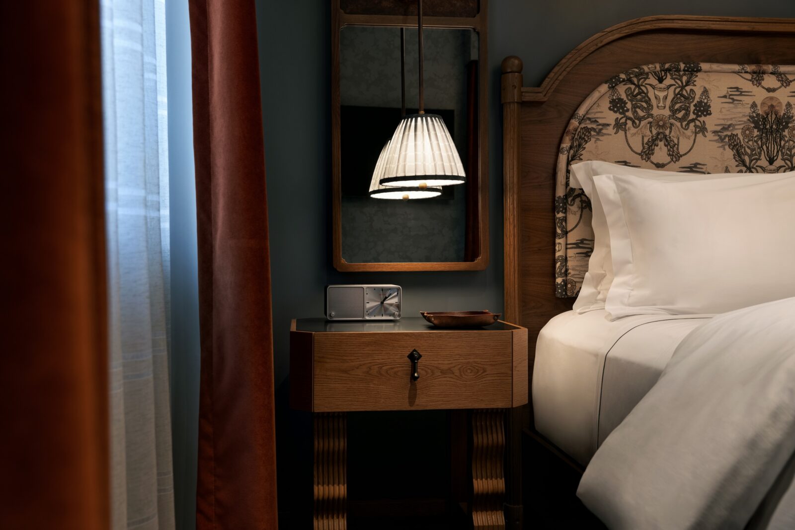 A hotel room