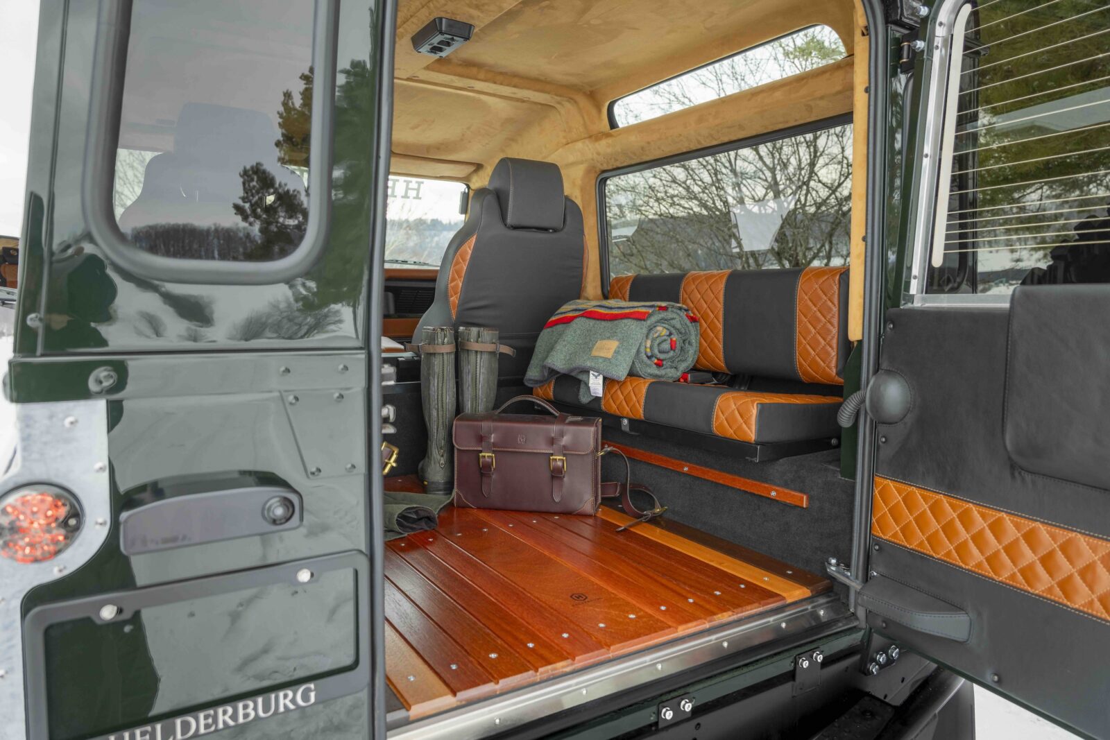 defender backside