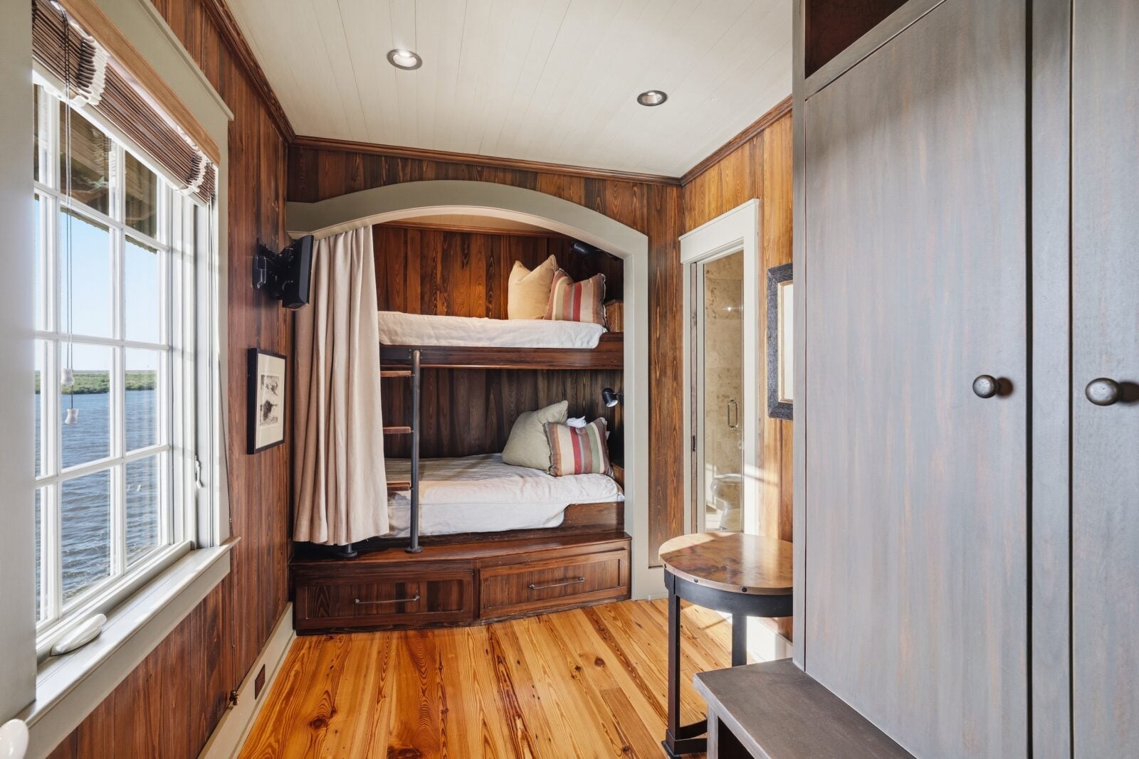 A nook in a bunk room