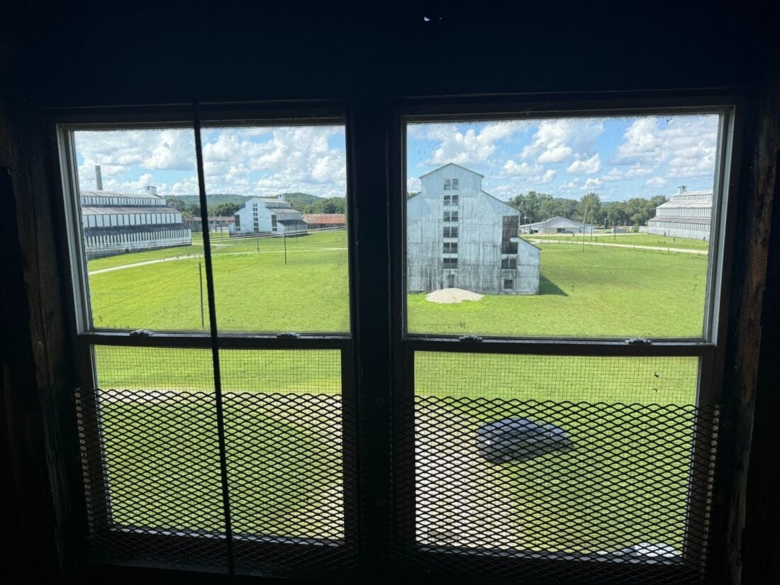 window to deatsville