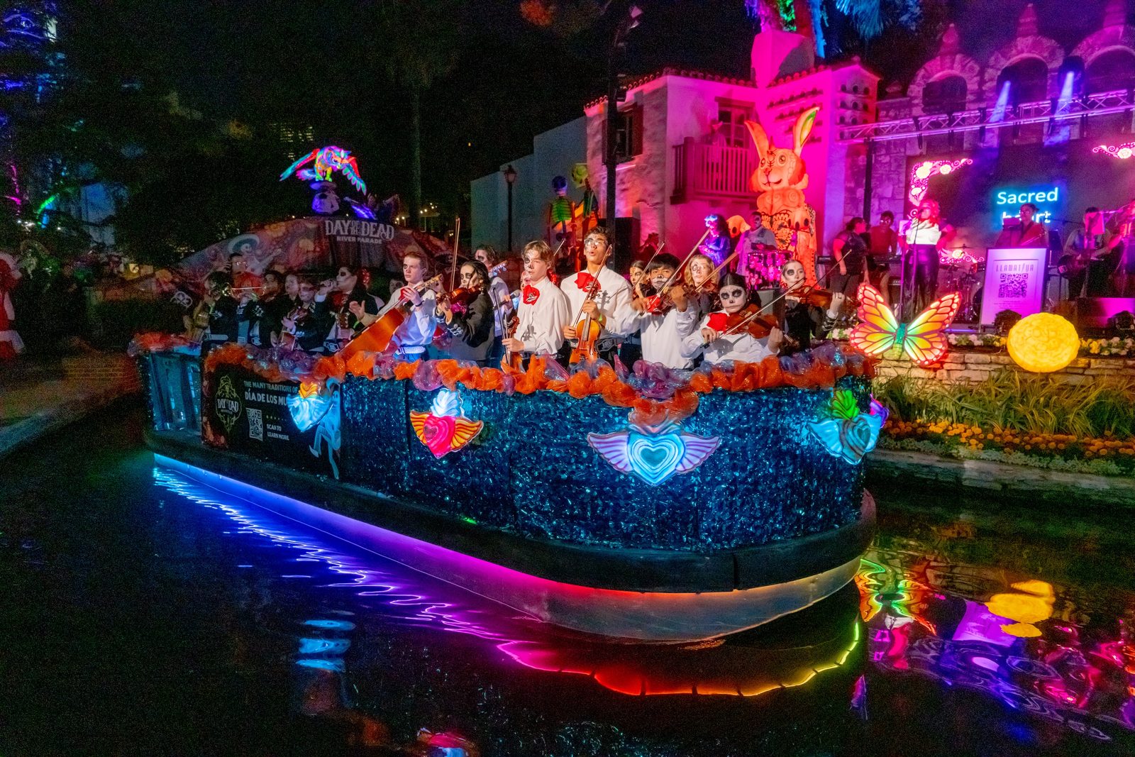 dia de los muertos parade boat